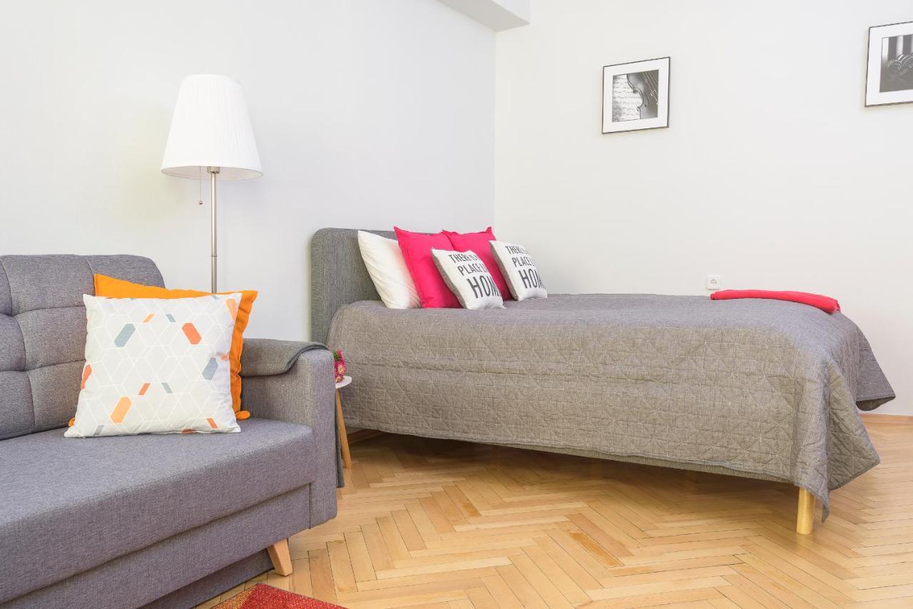 Bright And Modern Apartment In The Heart Of The Old And New Town Varşovia Exterior foto