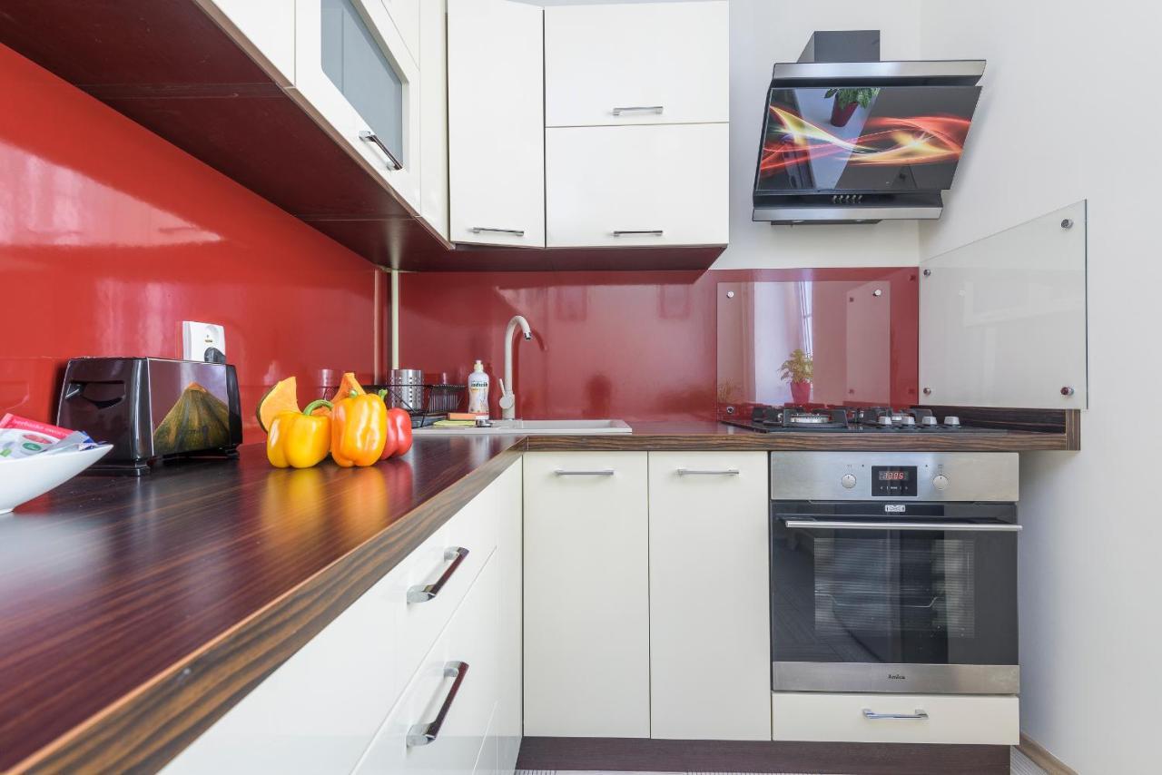 Bright And Modern Apartment In The Heart Of The Old And New Town Varşovia Exterior foto